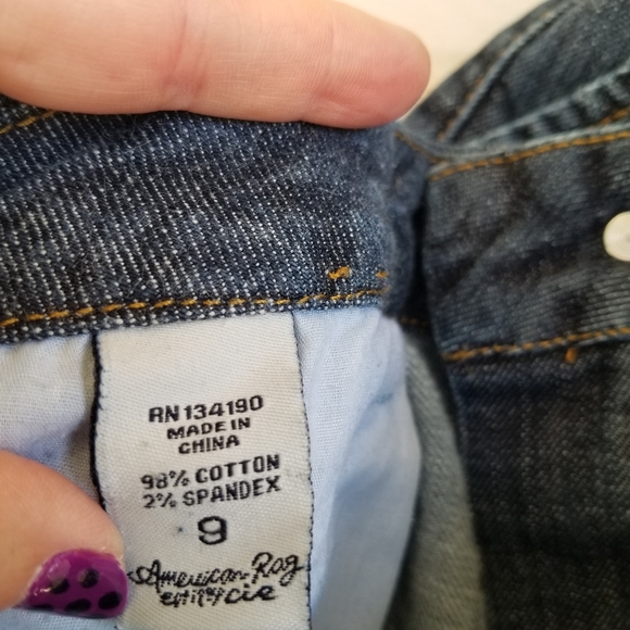 American Rag Curvy Dark Denim Shorts. Size 9 - Picture 7 of 9